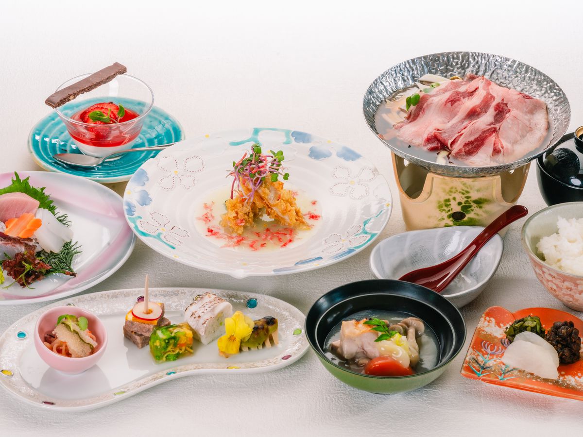 【春】山陰の旬食材を使用した和会席★島根県産和牛を使った郷土料理「へか鍋」や「鰆の湯葉揚げ」など